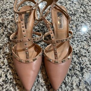 Women’s nude heels